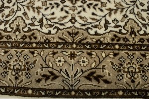 Cream Floral Kirman 3X4 Oriental Rug