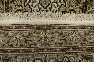 Cream Floral Kirman 2X3 Oriental Rug