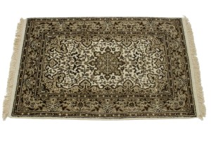 Cream Floral Kirman 2X3 Oriental Rug