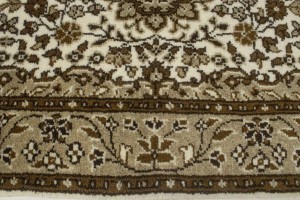 Cream Floral Kirman 2X3 Oriental Rug