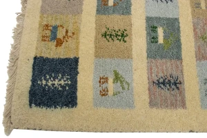 Cream Pictorial Tribal 2X5 Indo-Gabbeh Oriental Rug