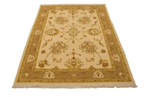 Cream Floral 5X7 Sumak Oriental Rug
