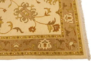 Cream Floral 5X7 Sumak Oriental Rug
