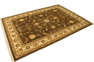 Brown Floral 6X8 Sumak Oriental Rug