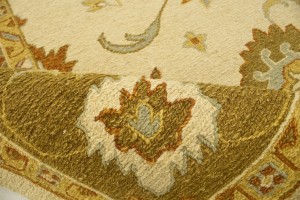 Cream Floral 6'8X9'4 Sumak Oriental Rug