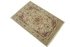Cream Floral Heriz Serapi 2X3 Transitional Oriental Rug