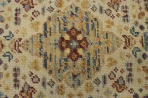 Cream Floral Heriz Serapi 2X3 Transitional Oriental Rug