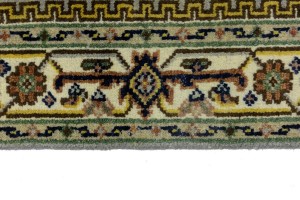 Light Gray Geometric 4X6 Heriz Serapi Oriental Rug