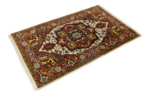 Cream Floral 3X5 Heriz Serapi Oriental Rug
