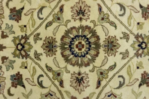 Cream Beige Floral 8X8 Indo-Tabriz Oriental Round Rug