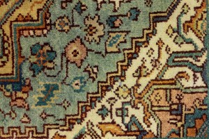 Light Blue-gray Geometric 4X6 Heriz Serapi Oriental Rug
