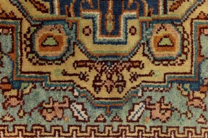 Light Blue-gray Geometric 4X6 Heriz Serapi Oriental Rug