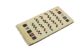 Cream Tribal 1'4X2'7 Indo-Gabbeh Oriental Rug