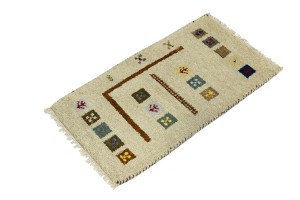 Cream Tribal 1'5X2'7 Indo-Gabbeh Oriental Rug