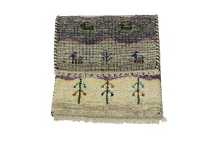 Cream Tribal 1'4X2'7 Indo-Gabbeh Oriental Rug
