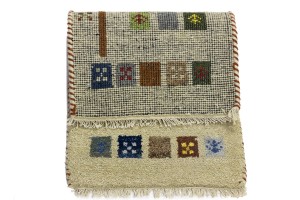Cream Tribal 1'4X2'7 Indo-Gabbeh Oriental Rug