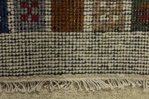 Cream Tribal 1'4X2'7 Indo-Gabbeh Oriental Rug