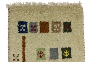 Cream Tribal 1'4X2'7 Indo-Gabbeh Oriental Rug