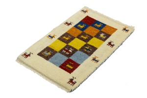 Cream Tribal 1'7X2'7 Indo-Gabbeh Oriental Rug