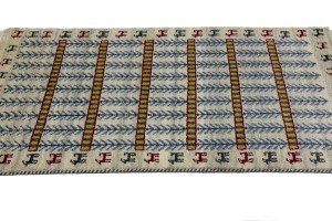Cream Pictorial Tribal 3X5 Indo-Gabbeh Oriental Rug