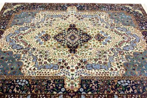 Cream & Navy Floral 5'9X7'8 Kirman Oriental Rug
