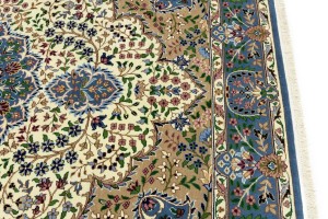 Cream & Blue Floral 6'5X9'2 Kirman Oriental Rug