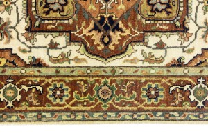 Cream Geometric 4X6 Heriz Serapi Oriental Rug