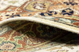Cream Geometric 4X6 Heriz Serapi Oriental Rug