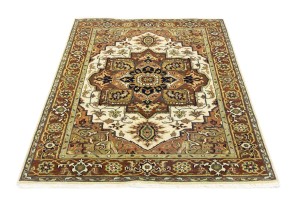 Cream Geometric 4X6 Heriz Serapi Oriental Rug