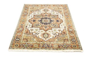 Cream Geometric 4X6 Heriz Serapi Oriental Rug