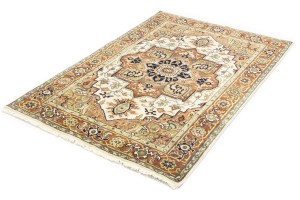 Cream Geometric 4X6 Heriz Serapi Oriental Rug