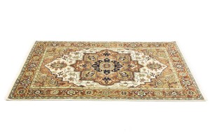 Cream Geometric 4X6 Heriz Serapi Oriental Rug