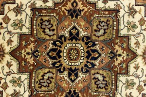 Cream Geometric 4X6 Heriz Serapi Oriental Rug