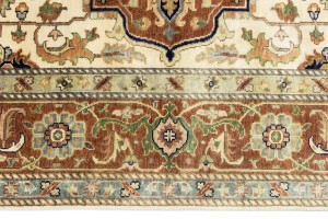 Cream Geometric 10X14 Heriz Serapi Oriental Rug