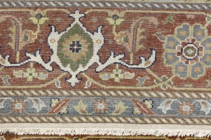 Cream Geometric 10X14 Heriz Serapi Oriental Rug