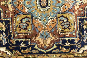 Dark Navy Geometric 4X6 Heriz Serapi Oriental Rug