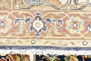 Dark Navy Geometric 4X6 Heriz Serapi Oriental Rug