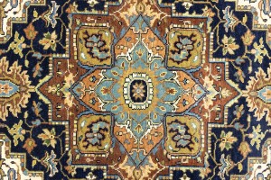Dark Navy Geometric 4X6 Heriz Serapi Oriental Rug