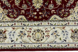 Red Floral 6X6 Indo-Nain Oriental Square Rug