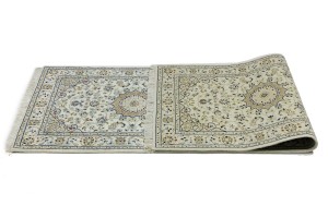 Cream Floral 3X8 Indo-Nain Oriental Runner Rug