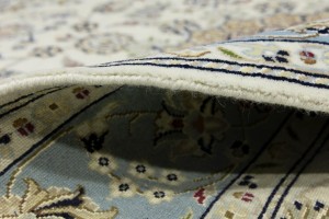 Cream Floral 5X7 Indo-Nain Oriental Rug