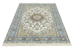 Cream Floral 5X7 Indo-Nain Oriental Rug