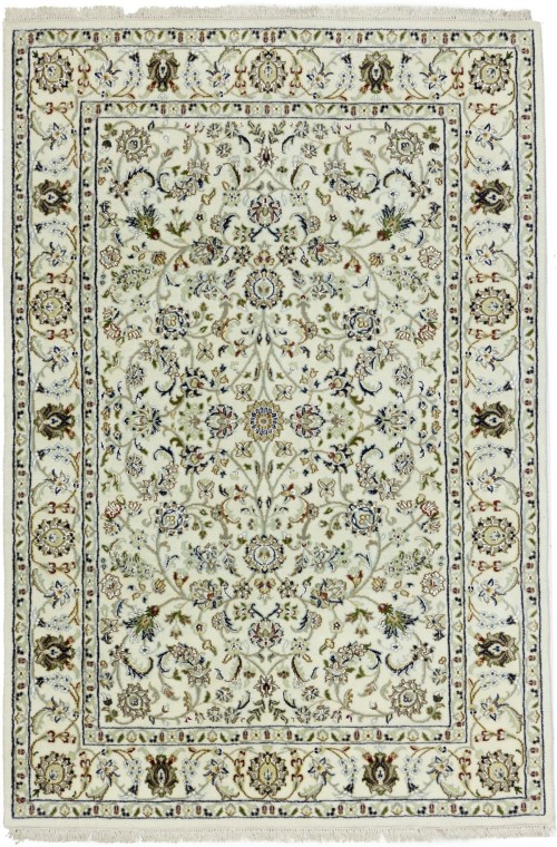 Cream Floral 4X6 Indo-Nain Oriental Rug