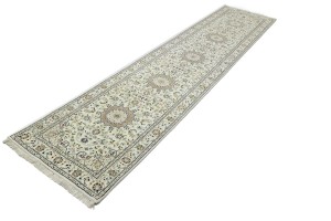 Cream Floral 3X12 Indo-Nain Oriental Runner Rug