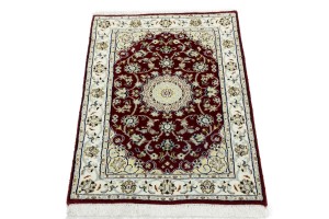 Red Floral 2X3 Indo-Nain Oriental Rug
