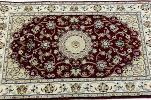 Red Floral 2X3 Indo-Nain Oriental Rug
