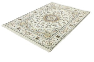 Cream Floral 5X7 Indo-Nain Oriental Rug