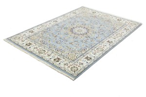 Light Blue-gray Floral 5X7 Indo-Nain Oriental Rug