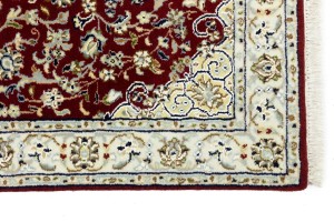 Red Floral 2'5X4'9 Indo-Nain Oriental Rug
