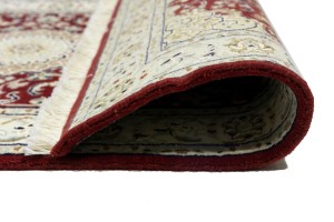Red Floral 2'5X4'9 Indo-Nain Oriental Rug